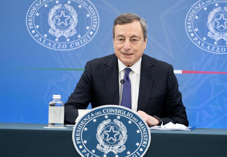 Draghi proroga lo stato di emergenza, arriva il decreto